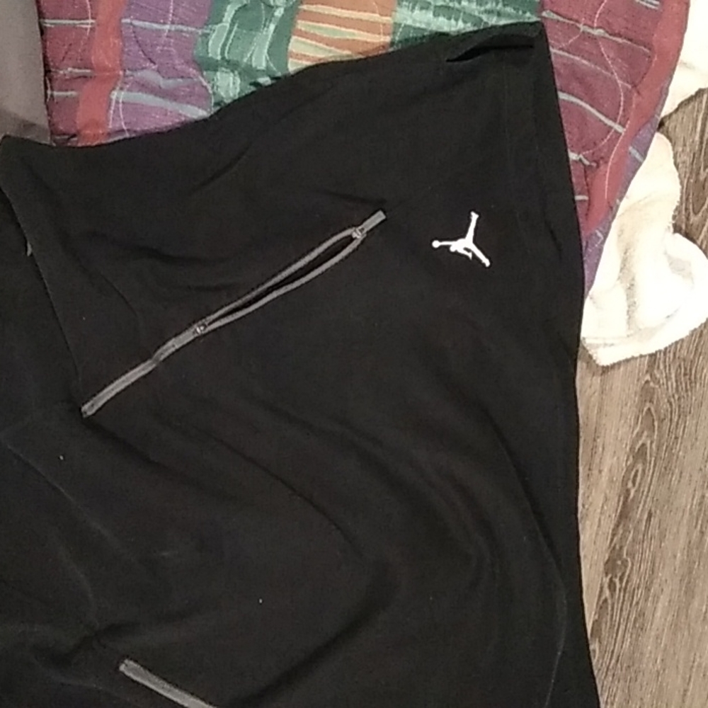 Jordan black and gray hooded pull over
